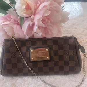 Louis Vuitton Damier Ebene Eva Clutch